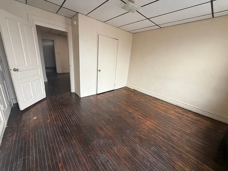 502 W Philadelphia St — Photo 5