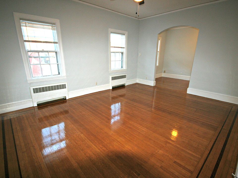 1st image of 1582 Westminster St APT 6