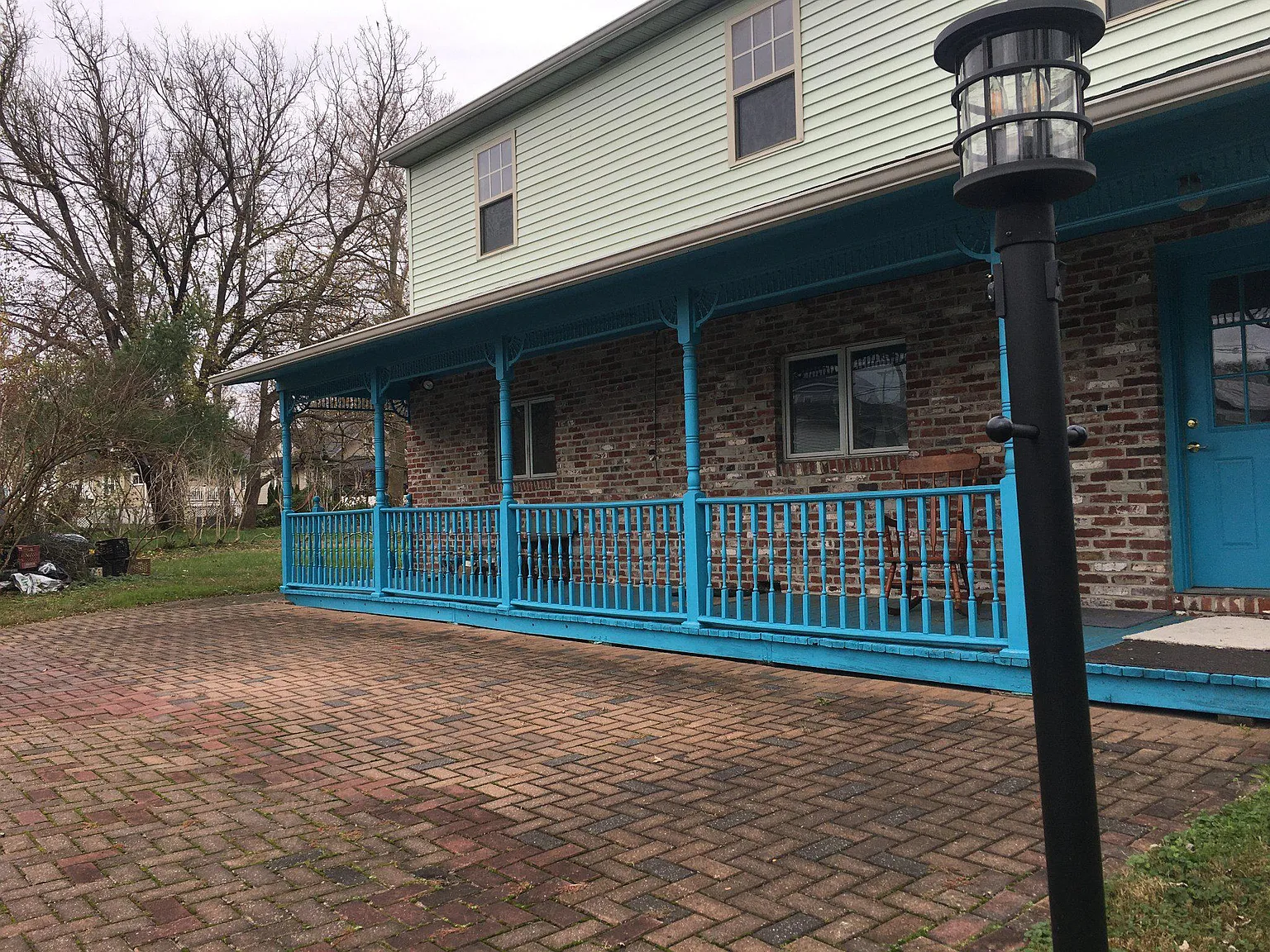 1 bed, 1.0 bath, 1800 sqft, $1,600 — Photo 1