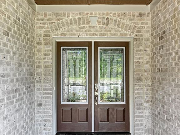 2nd image of 4932 Pine Island Drive SE