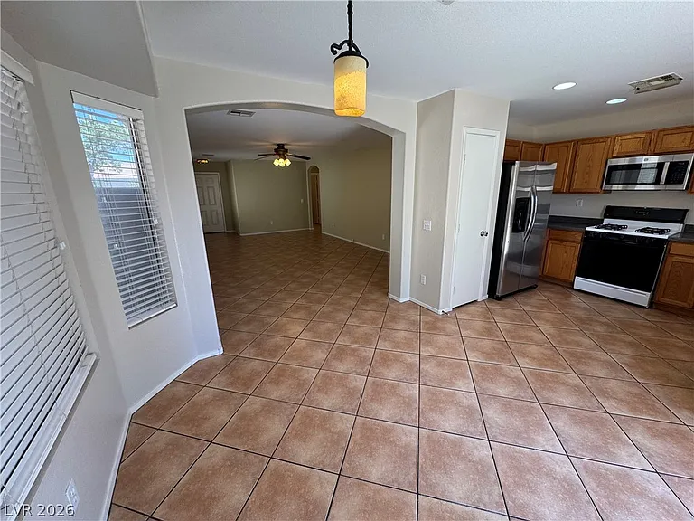 4951 Lunetto Ave — Photo 5