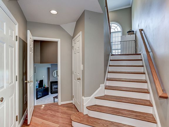 2nd image of 4311 Stone Mountain Ct