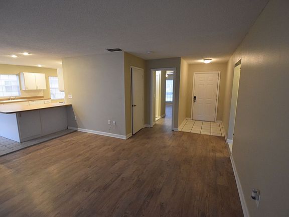 2nd image of 970 Whisper Lake Dr