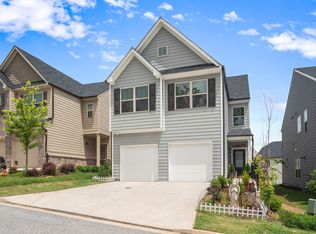 3923 Lake Manor Way, Atlanta, GA 30349