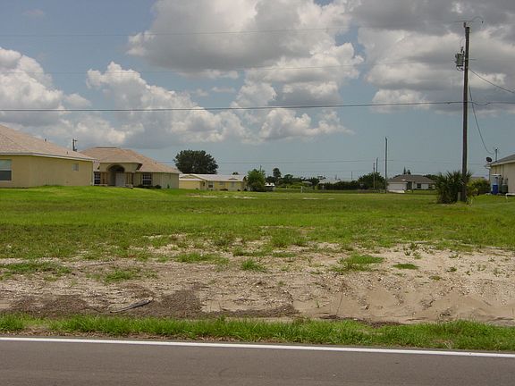 4th image of 410 Tropicana Pkwy W