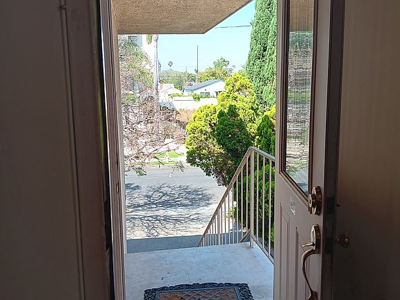 3rd image of 3715 S Bentley Ave APT 6
