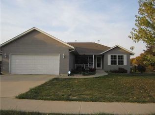 4410 Megan Ct NW, Cedar Rapids, IA 52405