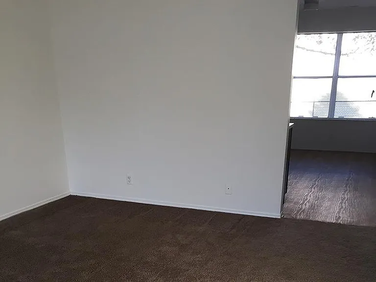 Mulberry Park Apartments — Photo 7