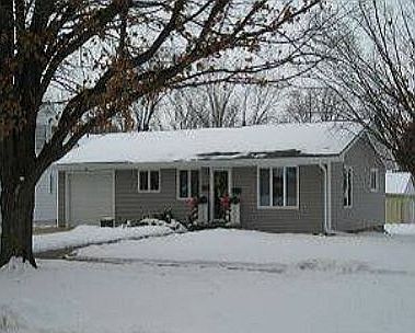 2nd image of 111 N 8th St
