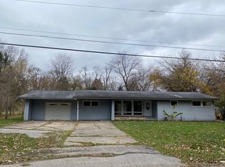 8166 Kephart Ln, Berrien Springs, MI 49103
