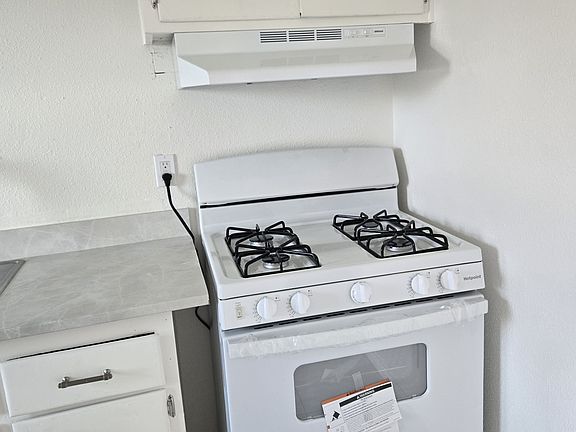 5th image of 311 A St Unit 2