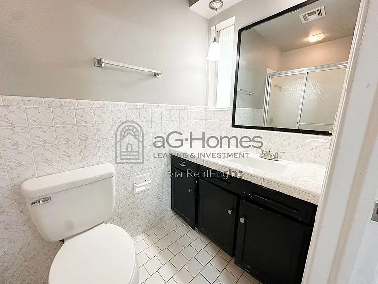 7216 NW 13th St — Photo 16