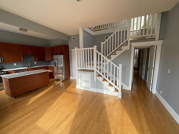 5th image of 4072A 18th St