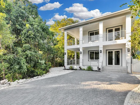 46 Transylvania Ave, Key Largo, FL 33037