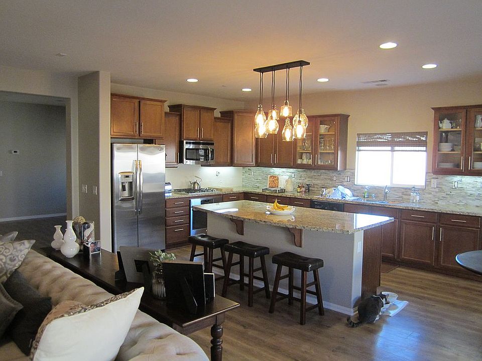 2nd image of 83630 Fujiyama Dr