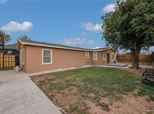 721 W 4th St, Mission, TX 78572