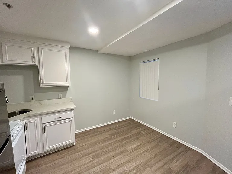 1015 2nd Street — Photo 15