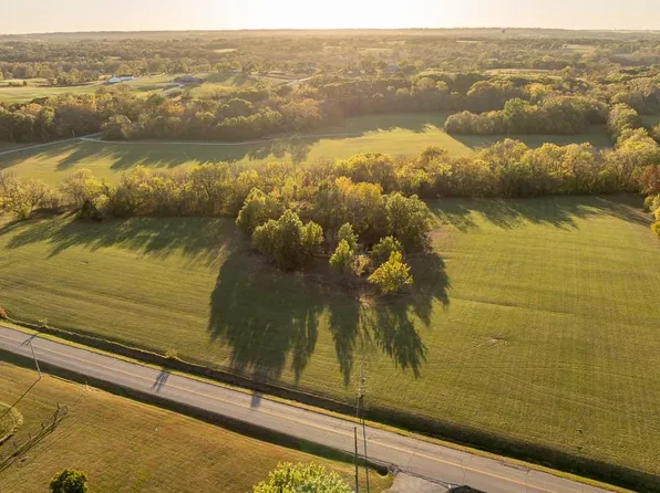 2 Highway Oo, Odessa, MO 64076