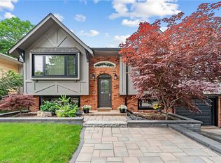 5263 Bromley Rd, Burlington, ON L7L 3G1
