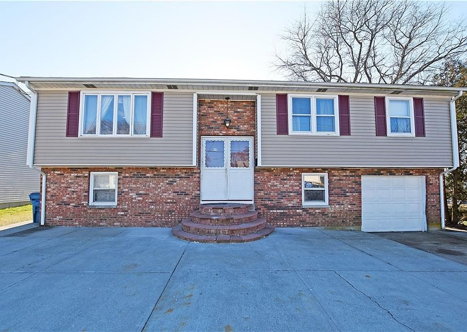1st image of 36 Cedar St