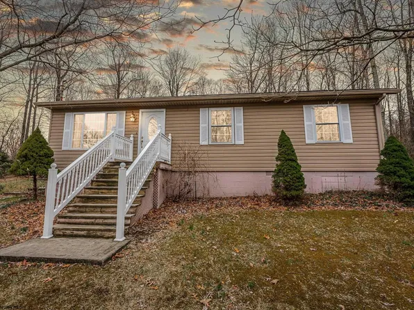 80 Donaldson Ct, Morgantown, WV 26508
