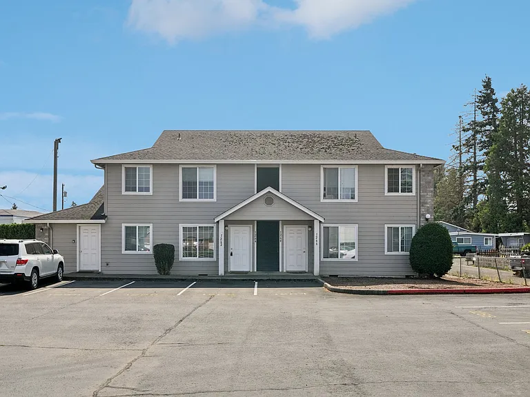 Valley Crest Apartments — Photo 2
