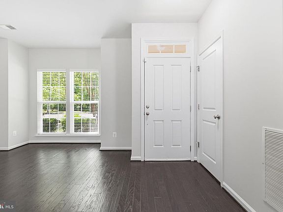 2nd image of 206 Shields Rd