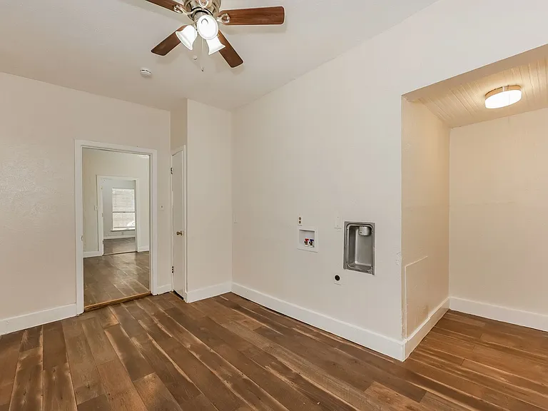 4926 Reiger Ave — Photo 14