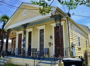 1121 Hillary St, New Orleans, LA 70118