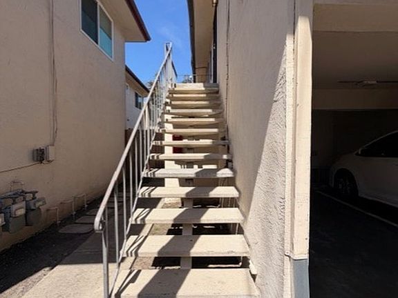 2nd image of 29163 Dixon St #7