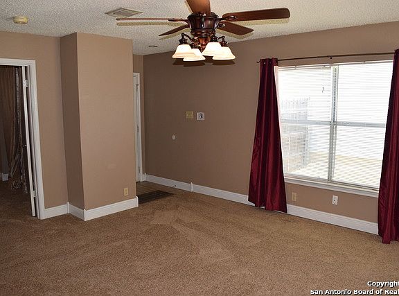 3rd image of 2526 Buffalo Pass Dr