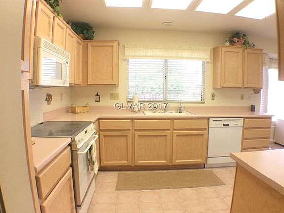 5th image of 3020 Bonnie Rock Dr