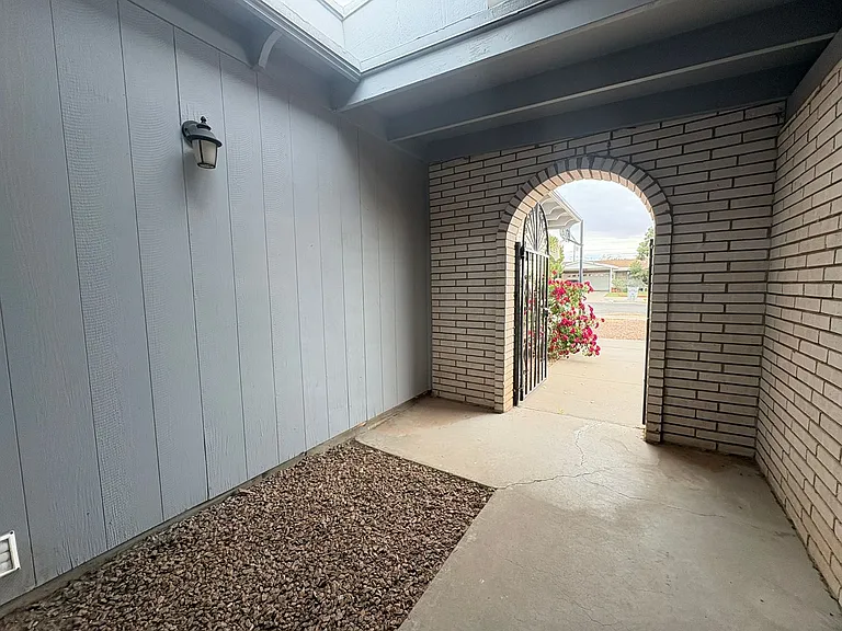 10316 Ashwood Dr — Photo 33