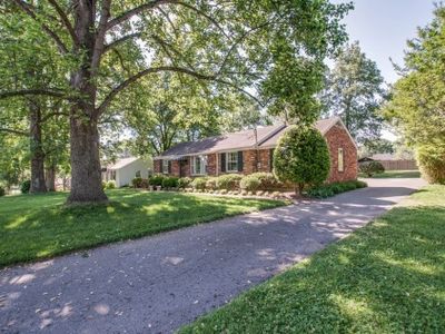 515 Brentlawn Dr, Nashville, TN, 37220