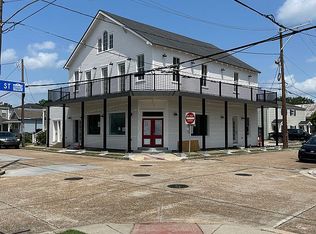 601 Lavoisier St, Gretna, LA 70053