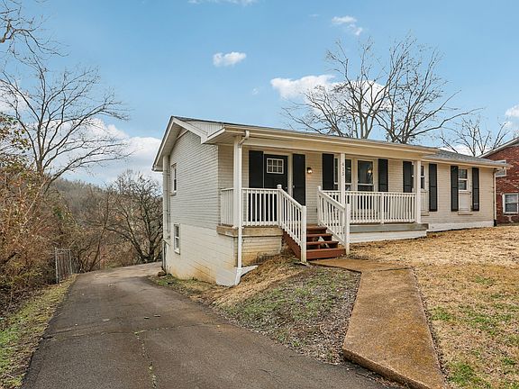 3rd image of 415 Wilclay Dr