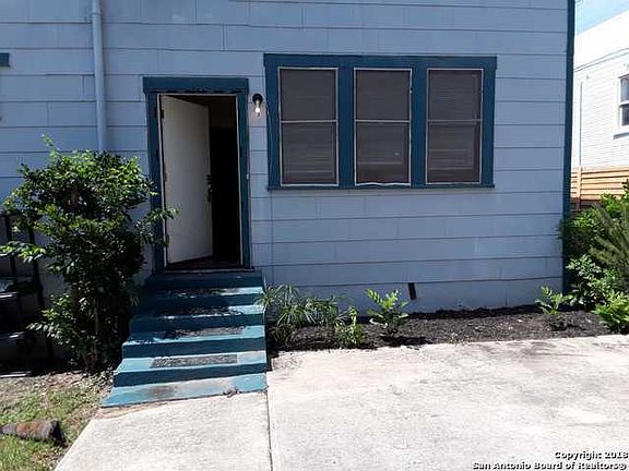 3rd image of 716 E Grayson St APT 5