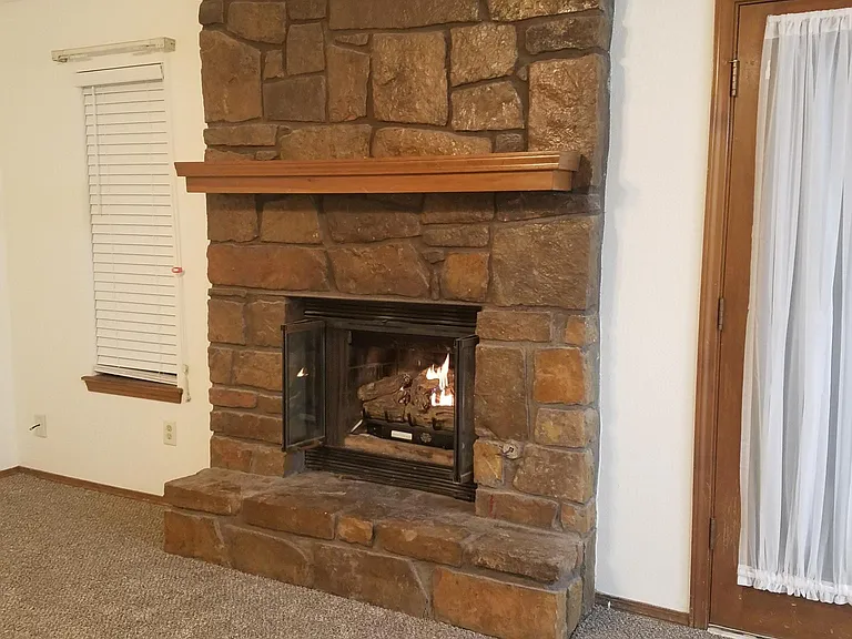3205 W Houston Pl — Photo 8