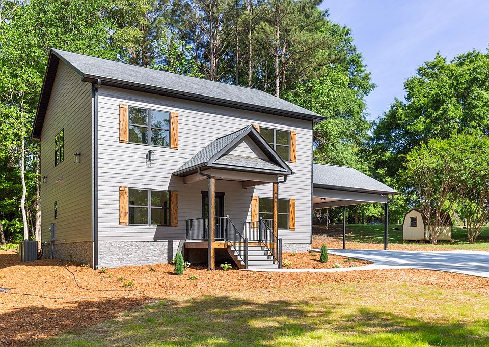 1st image of 906 Fairfield Dr