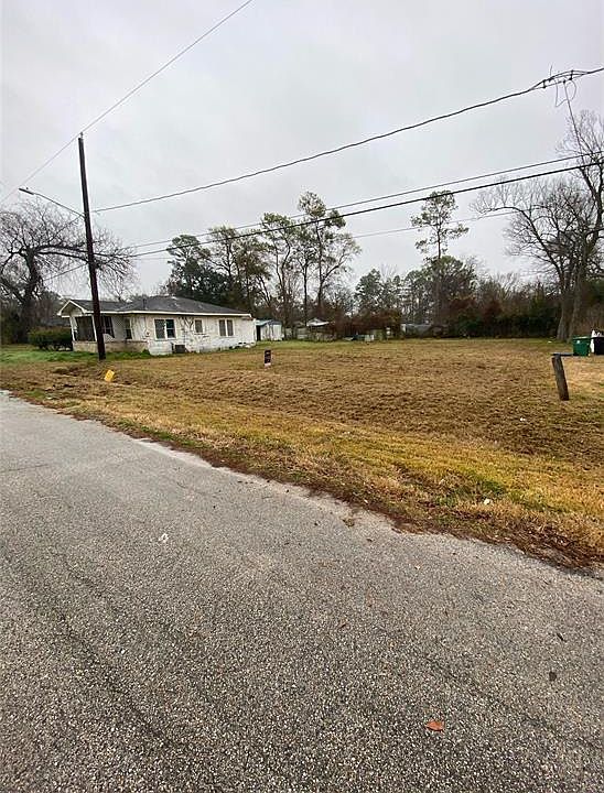 1st image of 2541 Glen Ave