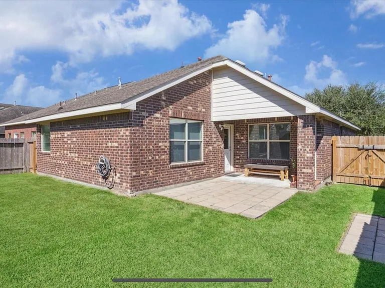 3039 Boxwood Springs Ln — Photo 20