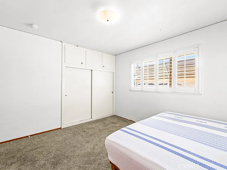 454 N Shattuck Pl — Photo 39