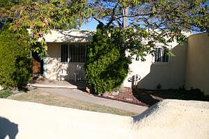 2nd image of 338 Mesilla St NE