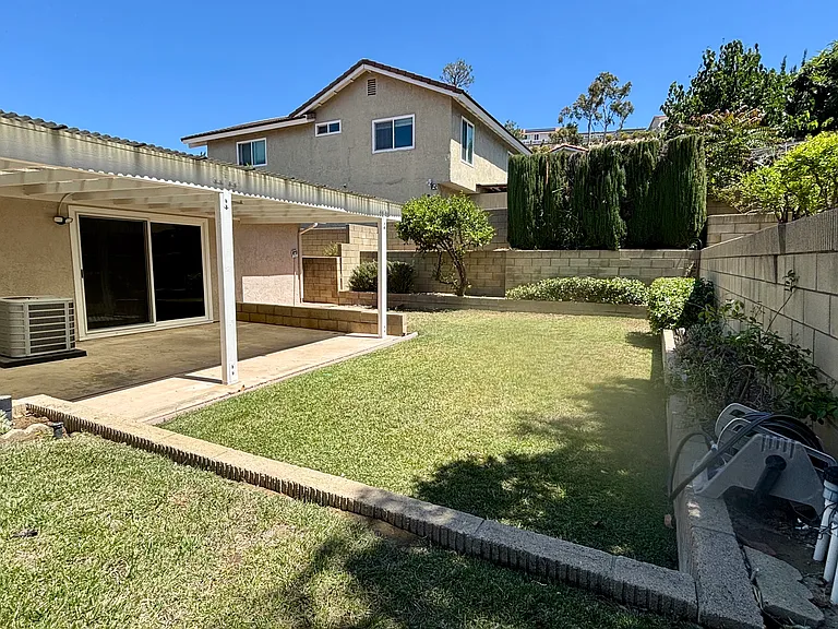 21536 Carriso Rd — Photo 25