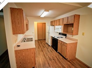 5811 W Christopher Pl APT 12, Sioux Falls, SD 57106