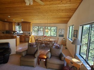 16323 Skislope Way, Truckee, CA 96161