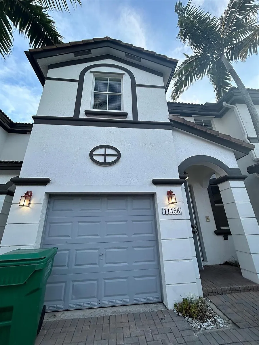 Building Photo - 11486 NW 77th St