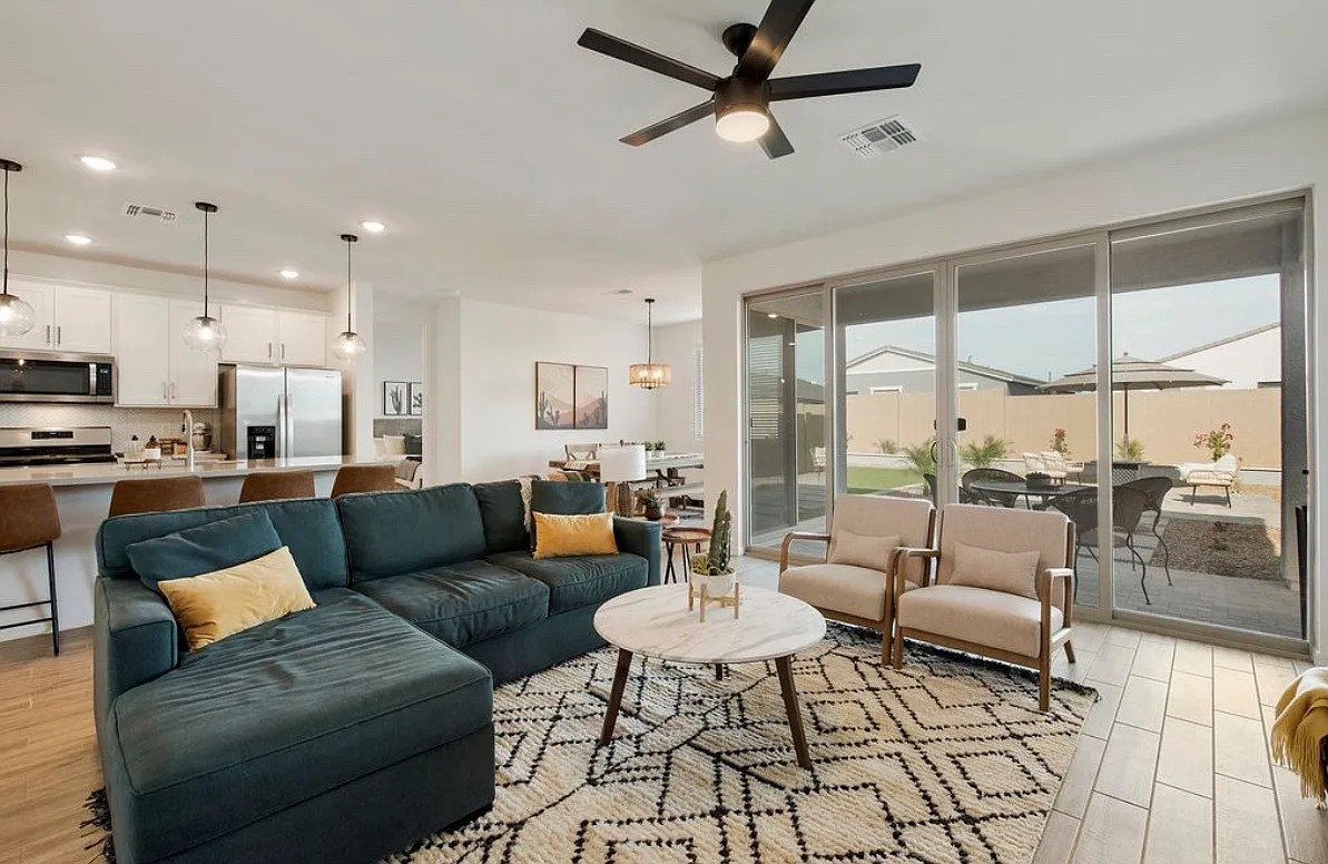 3 bed, 1779 sqft, $3,450 — Photo 3
