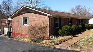 2nd image of 1419 Perkins Ln