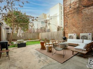 378 S 3rd St #1L, Brooklyn, NY 11211